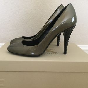 Burberry Dark Nickel Patent Raised Dot Pump